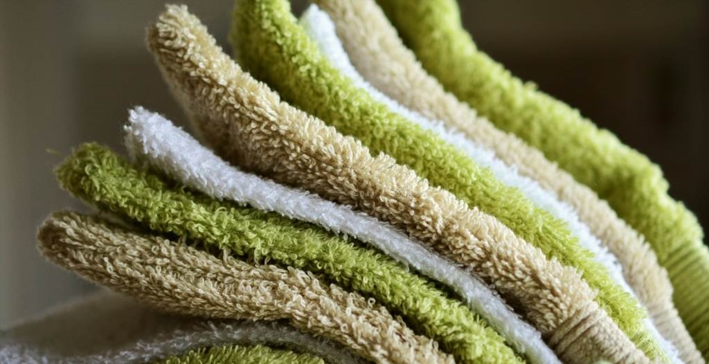 czym wybielić zżółknięty plastik